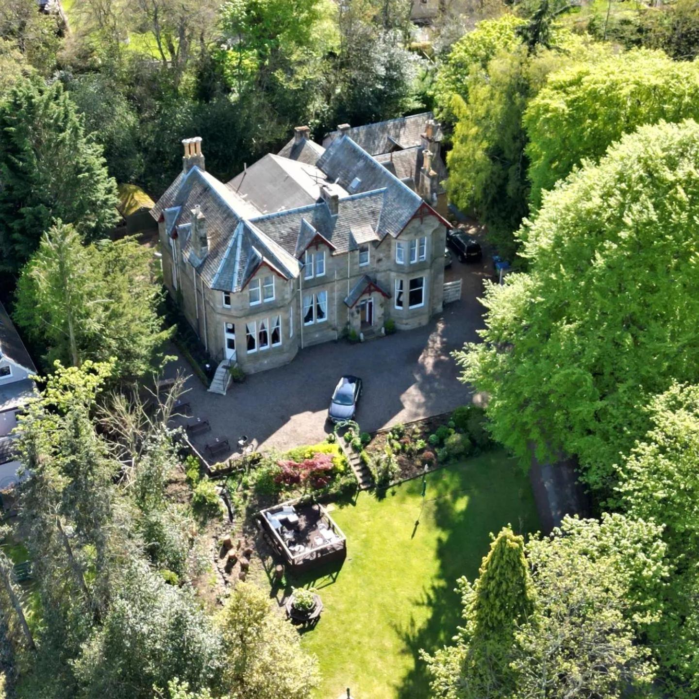 Heatherlie House
